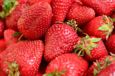  Taze çilekler. Kapatın.