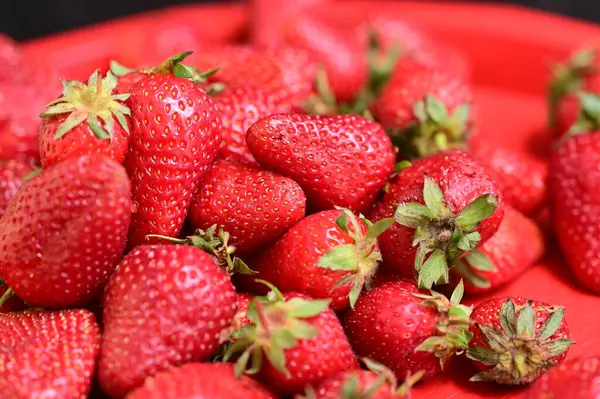 Frische Erdbeeren Aus Nächster Nähe — Stockfoto