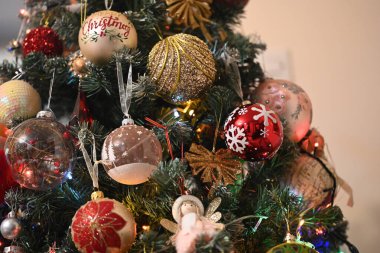 Noel süslemeleri, yeni yıl, Noel ağacı.