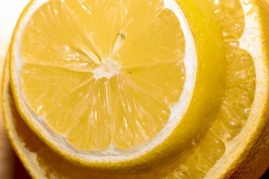 limon ikiye bölündü