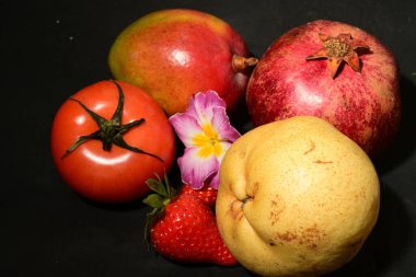 tatlı ve olgun şeftali