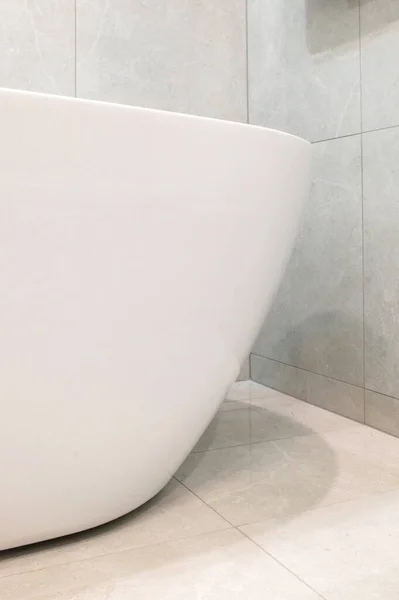 Moderní Prostorné Luxusní Renovace Koupelny — Stock fotografie