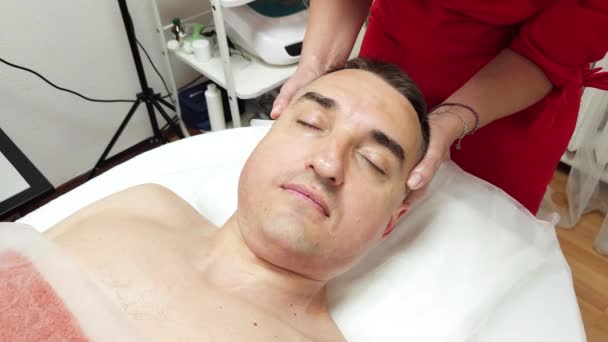 Lifting Non Chirurgico Uomo Massaggio Modellante Italiano Palestra — Video Stock