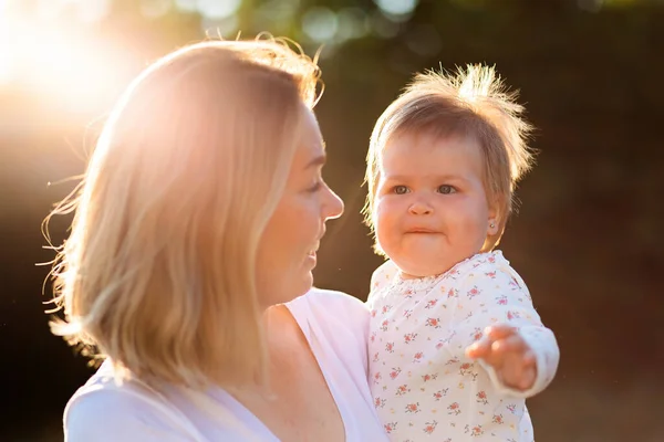 Portraits Smiling Mother Hugging Her Cute Baby Concept Happy Childhood — Φωτογραφία Αρχείου
