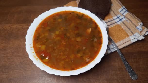 Hot Lentil Soup Meat Bowl Wooden Table — Wideo stockowe