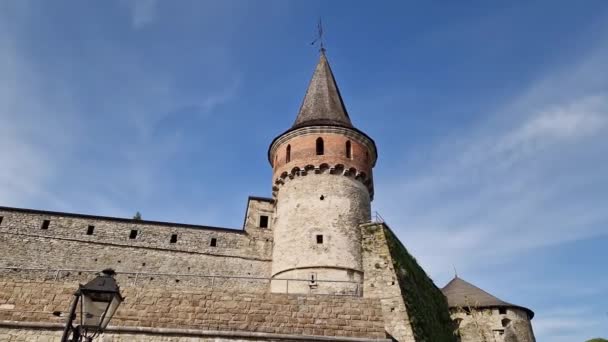 Nordvästra Tornet Medeltida Fästning Kamianets Podilskyi Stad Ukraina — Stockvideo