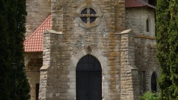 Gereja Katolik Roma Anthony Main Facade Desa Losyach Ukraina — Stok Video