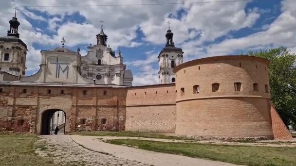 Ortaçağ Yerinden Çıkarılan Karmelitler Manastırı Berdychiv Ukrayna — Stok video
