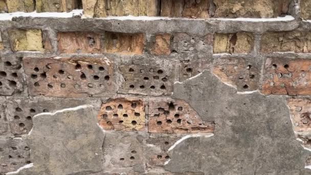 Vieux Mur Briques Partiellement Détruit Lors Une Chute Neige — Video