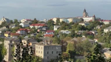 Kamianets-Podilskyi, Ukrayna 'daki eski kasabanın genel manzarası