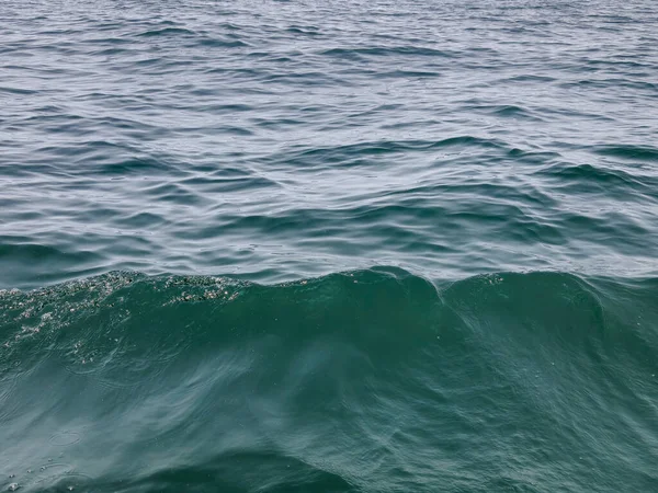 Dunkles Teal Lake Michigan Wasser Mit Kleiner Welle — Stockfoto