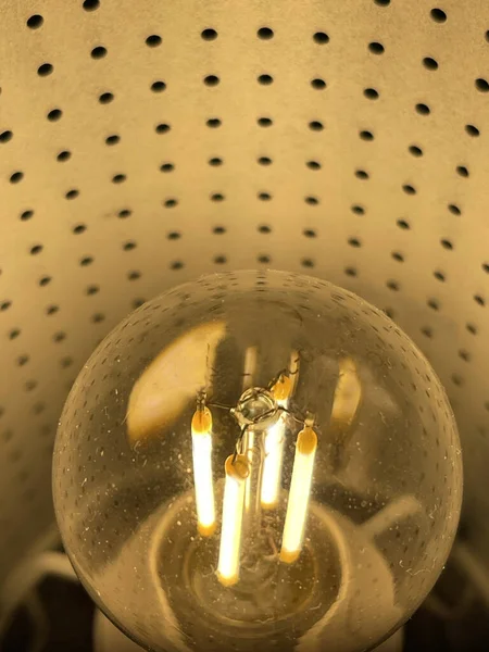 Recadré Près Style Edison Ampoule Antique Rayonnant — Photo