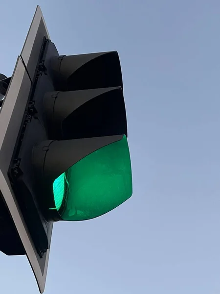 Green Traffic Lights Blue Evening Sky —  Fotos de Stock