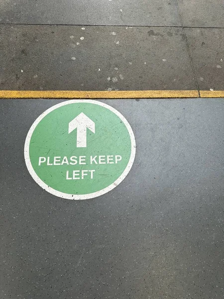Please Keep Left Green Pedestrian Sign Asphalt — Stock Photo, Image