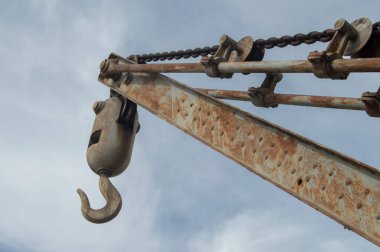 Endüstriyel vinç kancası endüstriyel inşaat mobil vinç kolu kancası makara bölümü