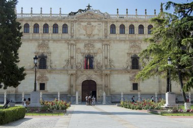 Madrid 'deki Alcala de Henares Üniversitesi' nin Rönesans perdesi. İspanya