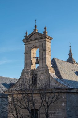 Madrid 'in San Lorenzo del Escorial bölgesindeki Meryem Ana' nın mabedine hücum. İspanya