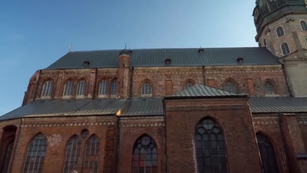 Здание Рижской Церкви Петра Башней Латвия Один Старейших Наиболее Ценных — стоковое видео