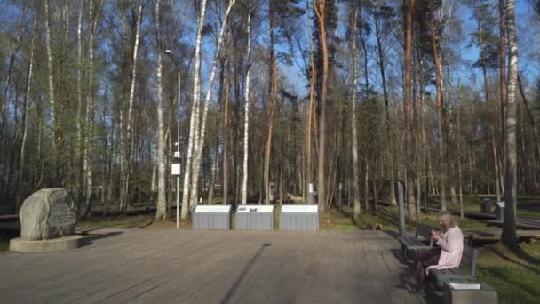 Olaine Lotyšsko Dubna2023 Místo První Světové Války Památník Přístavními Budovami — Stock video