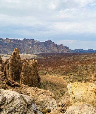 El Teide Ulusal Parkı 'ndaki Vahşi Vadi, Kanarya Adaları. Kış 2024.