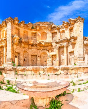 Jerash Archeological City, Ürdün: Roma 'nın antik Roma şehri Gerasa modern Jerash' taki Nymphaeum. Orta Doğu