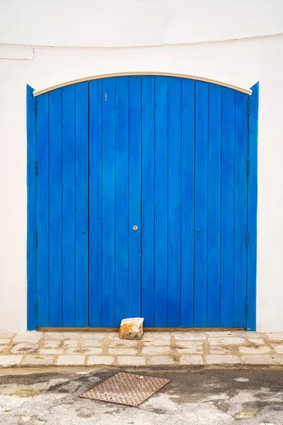 Blå Träport Medelhavsstil — Stockfoto