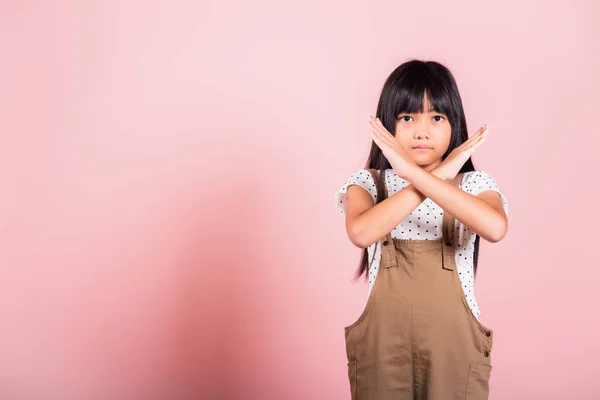 Pare Gesto Asiático Criança Anos Idade Mostrando Duas Mãos Cruz — Fotografia de Stock