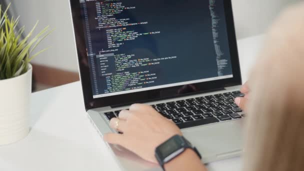 Programmer Woman Writing Program Html Code Sitting Workplace Office Software — Wideo stockowe