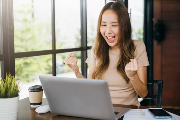 Excited Happy Asian Business Young Woman Sitting Laptop Computer Cafe — Stock Photo, Image