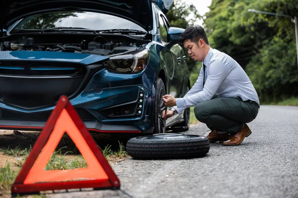 Asian Businessman Car Broken Has Problems Wheel His Car Work — Photo