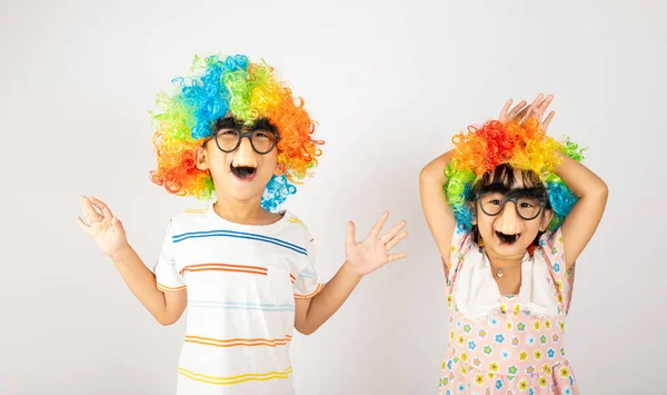 April Fools Day Due Fratelli Divertente Bambino Bambina Clown Indossa — Foto Stock