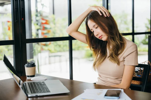 Tired Office Woman Sitting Desk Touching Massaging Stiff Neck While — Stock Photo, Image