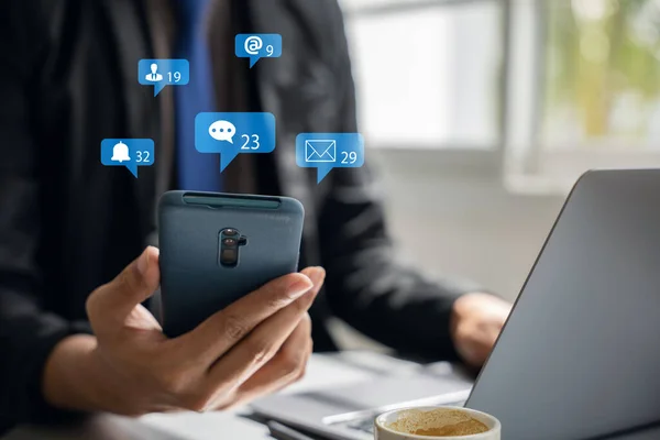 Соціальні Медіа Творять Смартфоні Цифровий Маркетинг Комунікаційна Концепція Іконними Діаграмами — стокове фото
