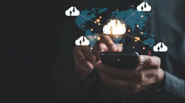 Підключений Через Cloud Бізнесмени Смартфон Підключається Цифрової Панелі Приладів Ілюструючи — стокове фото