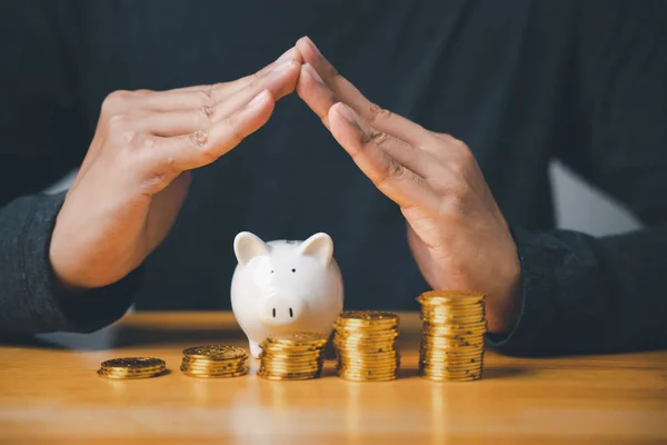 Piggy Bank Coins Stacked Symbolizing Concept Saving Investing Money Idea — Stock Photo, Image