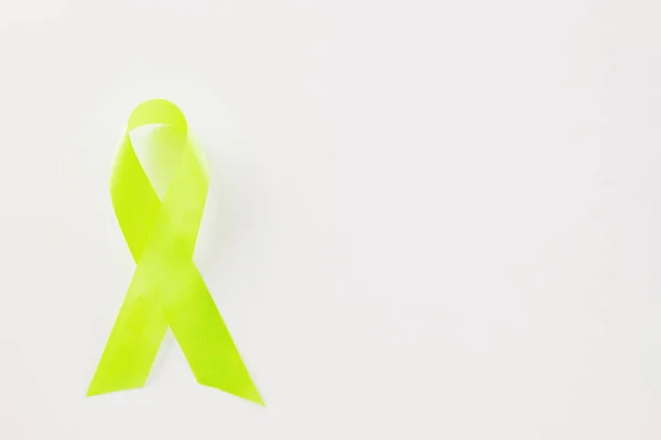 Green Awareness Ribbon Gallbladder Bile Duct Cancer Month Isolated White — Stock Photo, Image