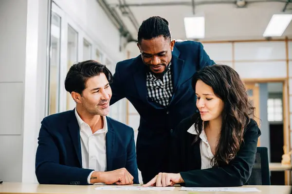 Diverse Coworkers Led Ceo Meet Discuss Research Planning Analysis Documents — Stock Photo, Image
