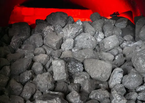 Carvão Forno Pedras Fundo Carvão Visão Aproximada Combustível Negro Pilha — Fotografia de Stock