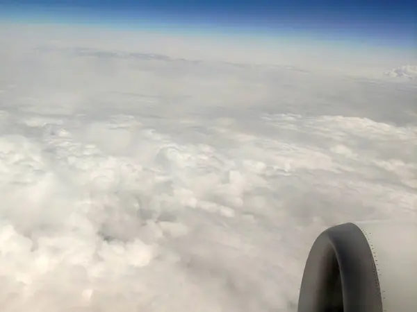Σύννεφα Όπως Φαίνονται Από Αεροπλάνο Ουρανός Σύννεφα Φόντο Εκπληκτική Πτήση — Φωτογραφία Αρχείου