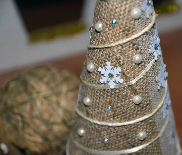 Ručně Vyrobené Vánoční Strom Vyrobený Perly Pytlování — Stock fotografie
