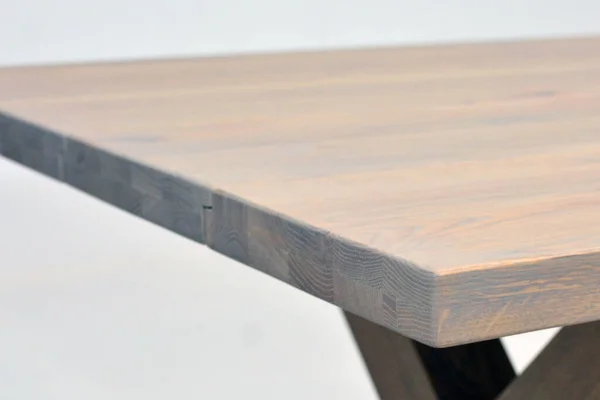 木製のディナーテーブルの表面 天然木の家具の近くのビューの背景 堅木のテーブルトップ — ストック写真