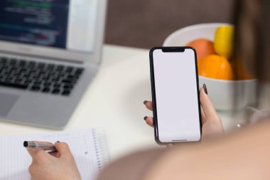 Pankartlar ve diğer tasarım amaçları için boş ekran akıllı telefon modelleme şablonu, boş boş boş displa