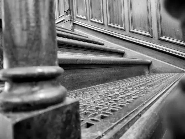 stock image Vintage wooden stairs and railings in the old mansion interior close view background