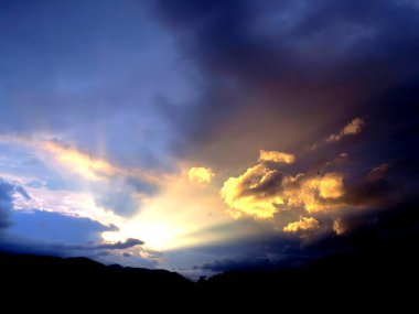 Güzel HDR Günbatımı Doğal Arkaplan
