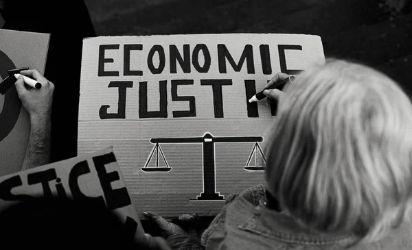 Senior Activist Preparing Protest Banners Financial Crisis Economic Justice Activism — Stock Photo, Image
