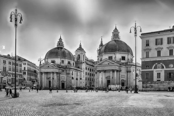 Rome April 2021 Scenic View Twin Churches Piazza Del Popolo —  Fotos de Stock
