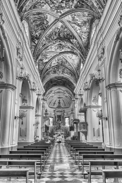 Lipari イタリア 2021年8月10日 聖バルトロメウ大聖堂の内部 マリーナコルタに位置大聖堂 リパリ島のウォーターフロント シチリア島 イタリア — ストック写真