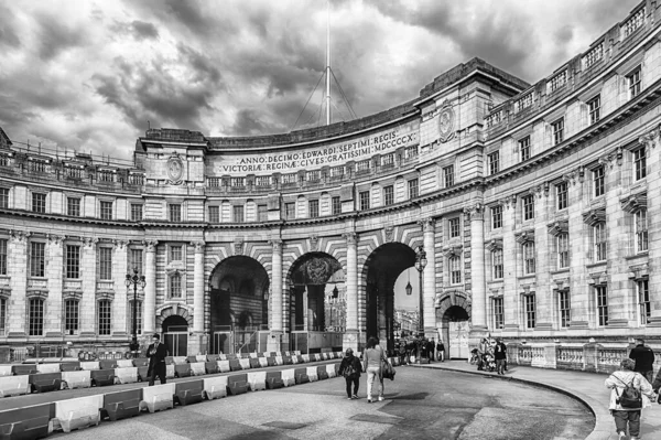 Londra Aprile 2022 Admiralty Arch Edificio Storico Che Fornisce Accesso — Foto Stock