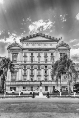 Opera binasının güney cephesi, ikonik tiyatro ve Anglais Güvertesi, Nice, Cote d 'Azur, Fransa
