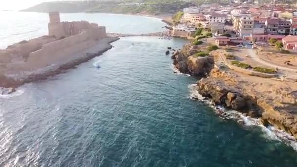 이탈리아의 리주토 이오니아해에 텔라라고 알려져 아라곤의 아름다운 — 비디오